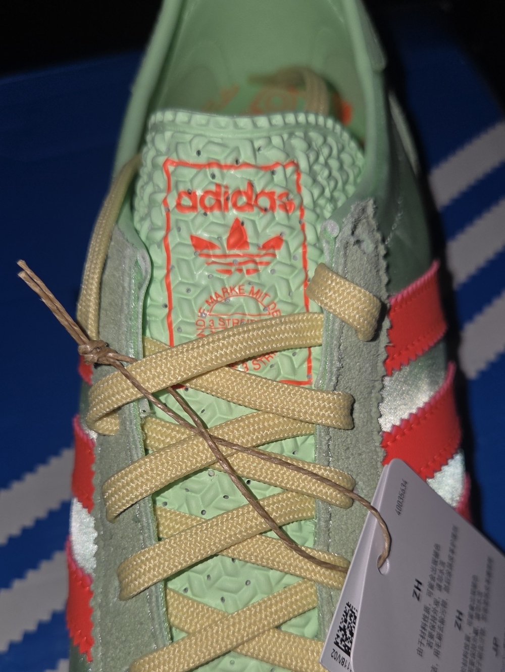 adidas SL 72 OG W Size 8.5 Retro Mint Green Sneakers with Coral Stripes Blue Box - Picture 4 of 7